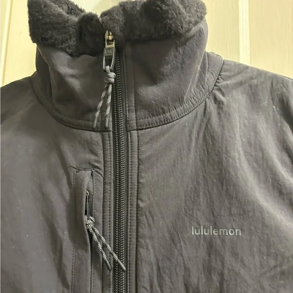 NWT Lululemon Cinch Hem Fleece Vest - Picture 4 of 5